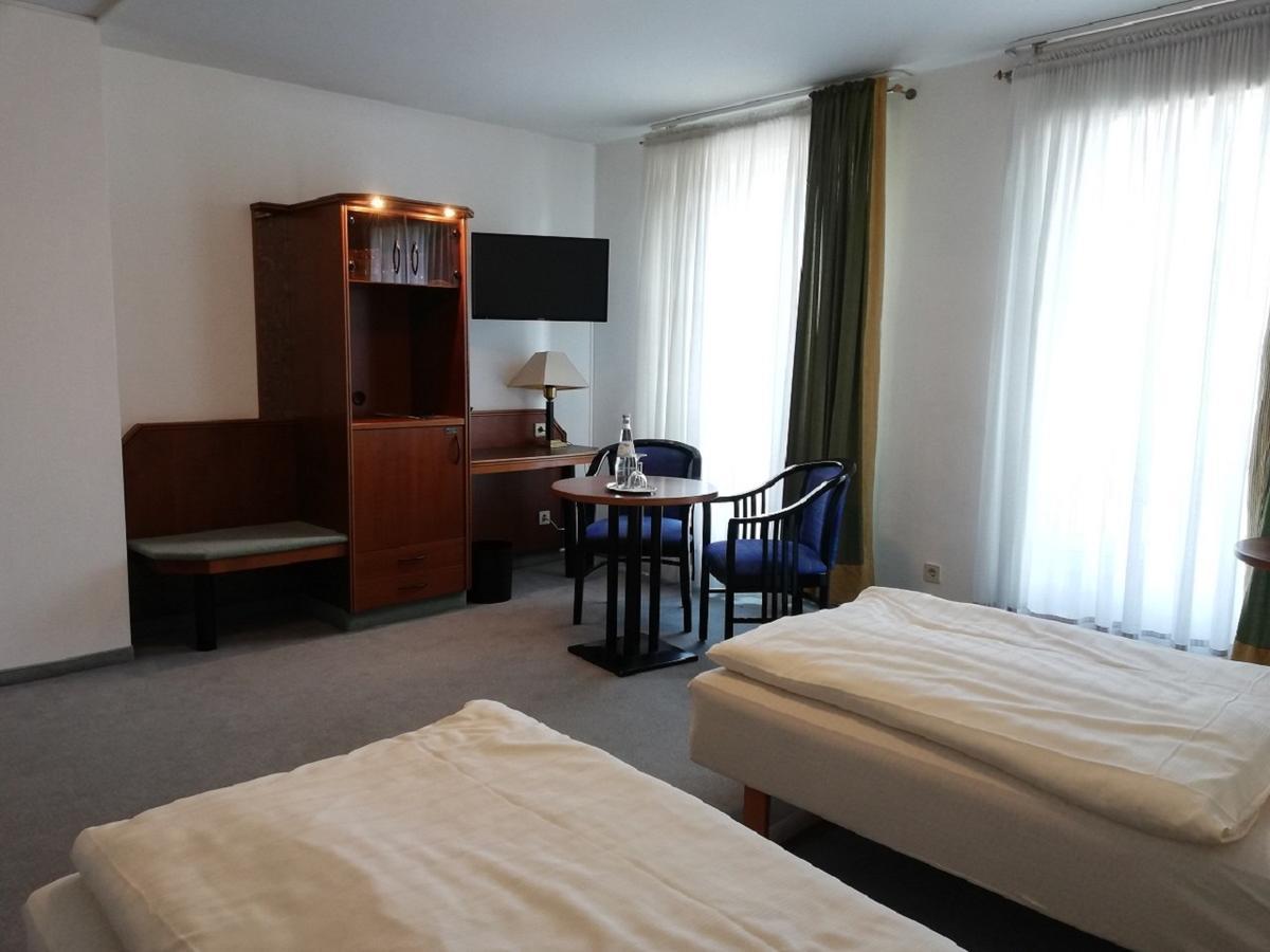 Classic Hotel Карст Екстер'єр фото